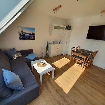 Kiel-Russee Familienwohnung, Lademoeglichkeit, Co2 Frei エクステリア 写真