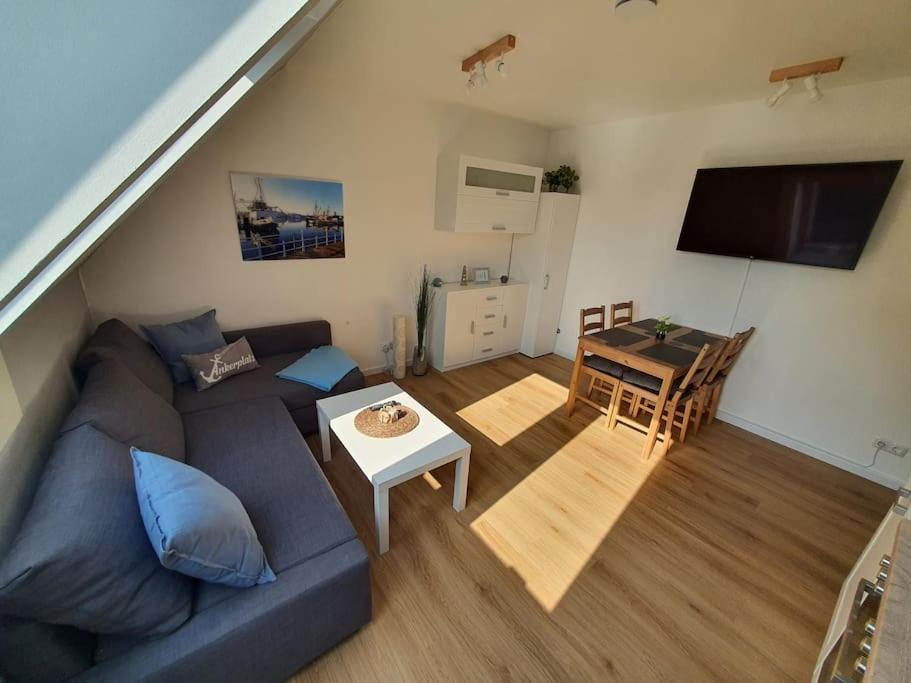 Kiel-Russee Familienwohnung, Lademoeglichkeit, Co2 Frei エクステリア 写真
